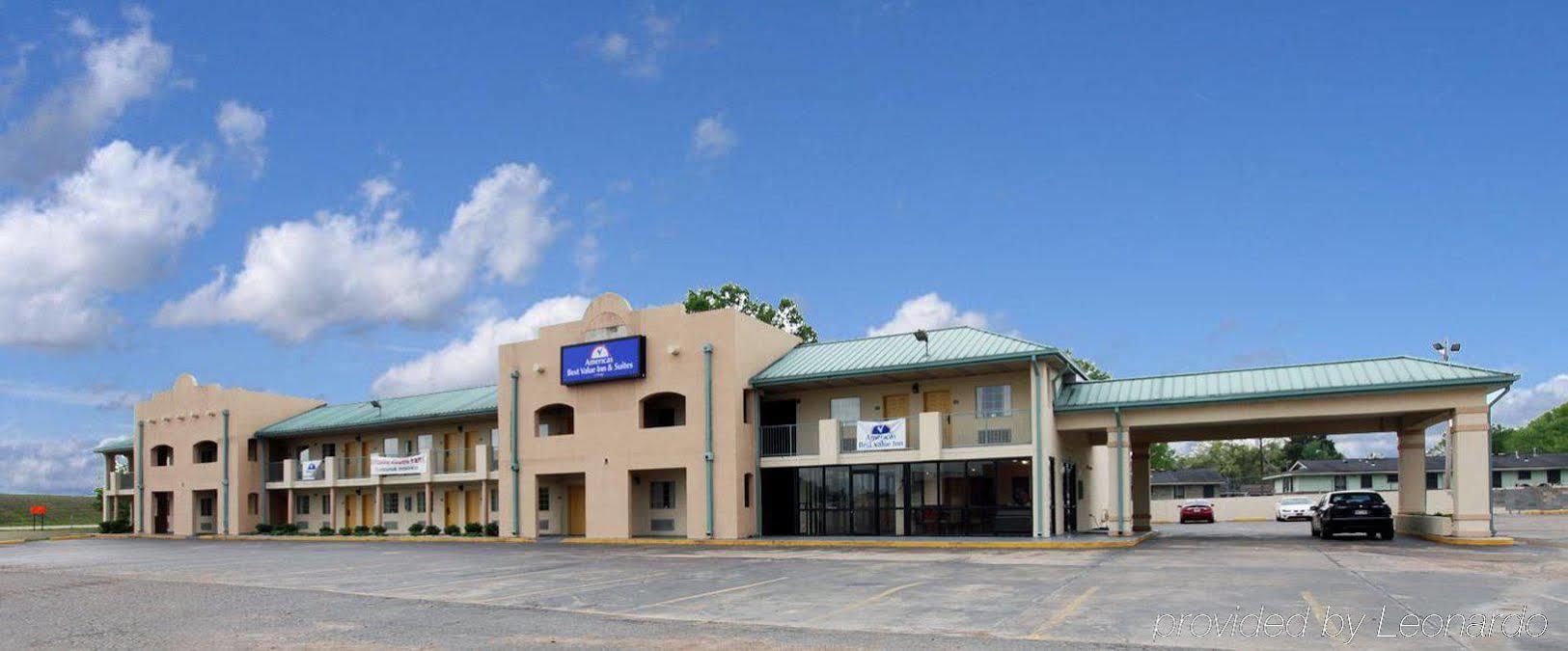Americas Best Value Inn & Suites - Senatobia Esterno foto